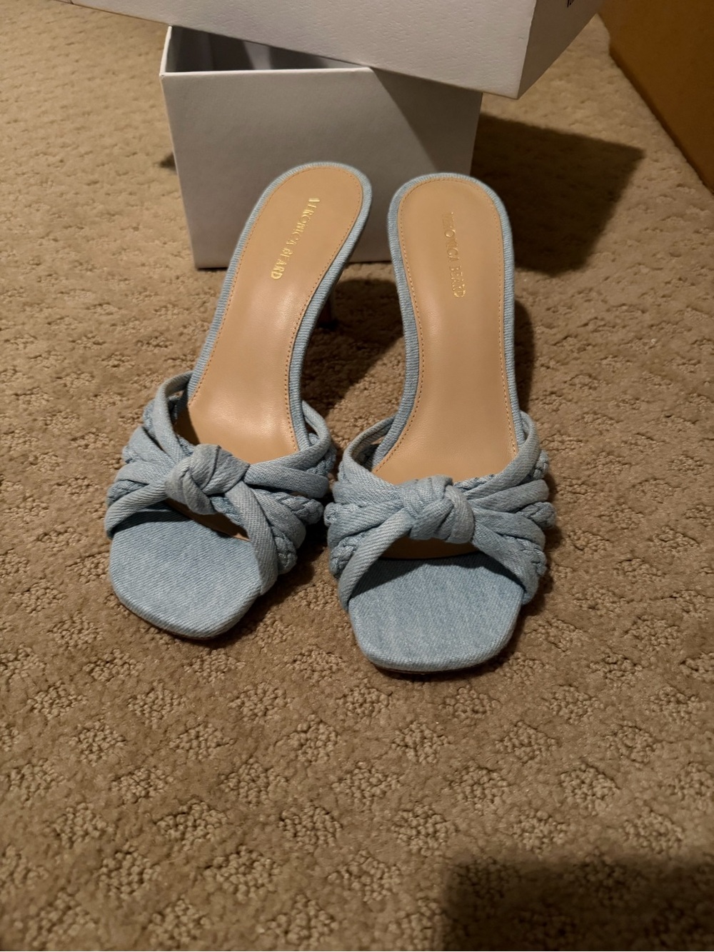 Veronica Beard Misa Braided Denim Knot Kitten Heel Sandals 7.5 - Picture 9 of 10